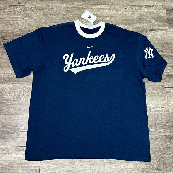 Y2K Nike Yankees Tee